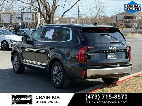 Certified 2025 Kia Telluride LX image 5
