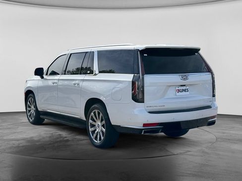 Used 2021 Cadillac Escalade ESV Premium Luxury Platinum w/ Heavy-Duty Trailer Package AWD/4WD image 6