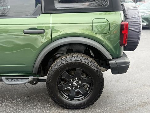 Used 2022 Ford Bronco Black Diamond image 4