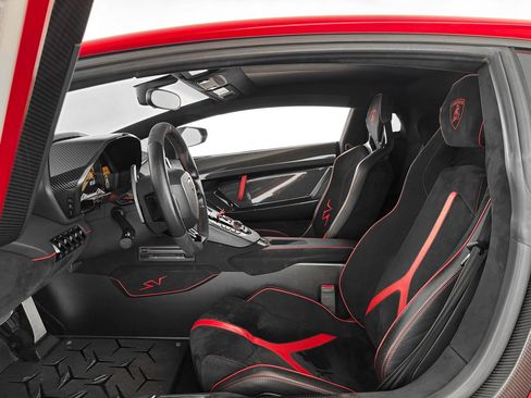 Used 2016 Lamborghini Aventador LP 750-4 Superveloce image 13