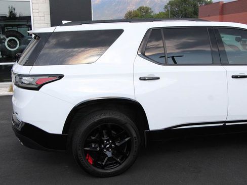 Used 2019 Chevrolet Traverse Premier w/ Redline Edition AWD/4WD image 9
