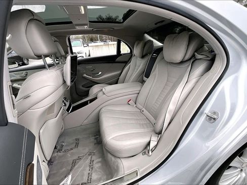 Used 2014 Mercedes-Benz S 550 Sedan image 19