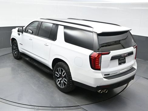 Used 2023 GMC Yukon XL AT4 AWD/4WD image 43