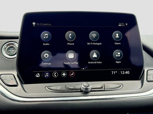 Used 2023 Chevrolet Blazer LT image 11