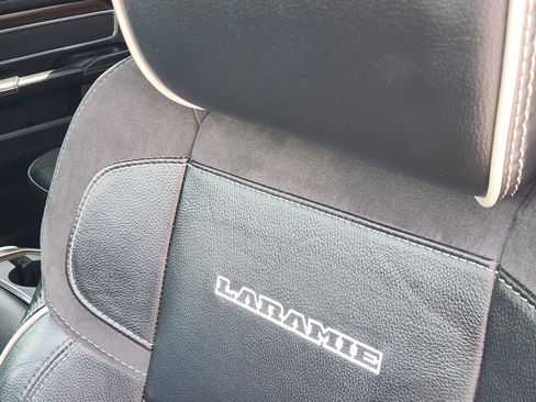 Used 2023 RAM 3500 Laramie AWD/4WD image 18