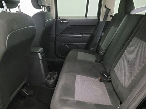 Used 2016 Jeep Patriot Sport w/ Power Value Group FWD image 18