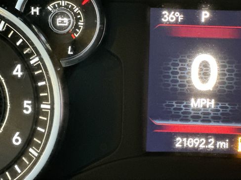 Used 2024 RAM 2500 Big Horn w/ Bed Utility Group image 15