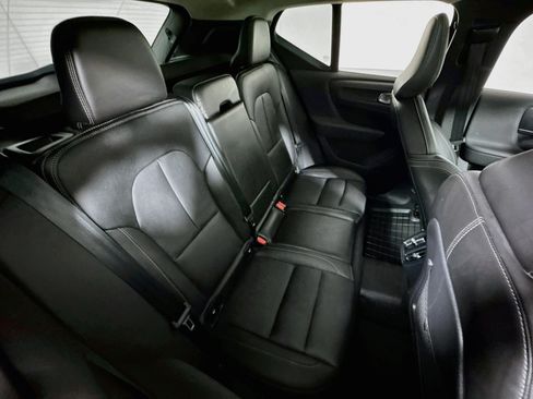 Used 2024 Volvo XC40 B5 Plus w/ Climate Package AWD/4WD image 27