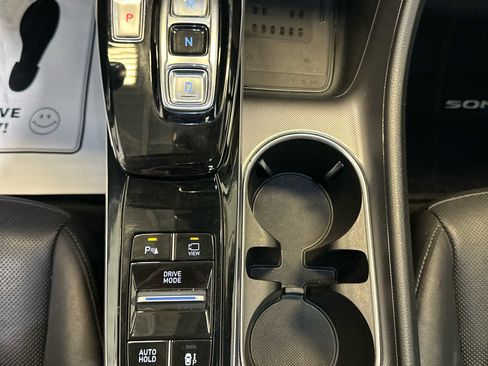Used 2022 Hyundai Sonata Limited w/ Cargo Package image 28
