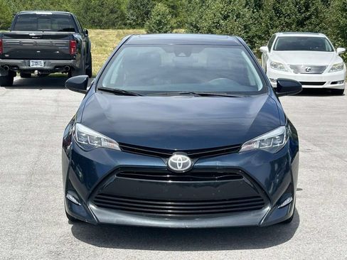 Used 2017 Toyota Corolla XLE FWD image 2