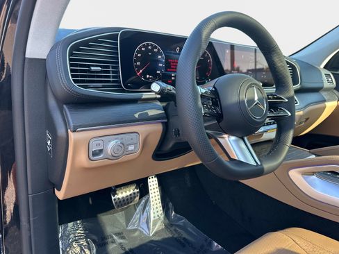 New 2026 Mercedes-Benz GLS 450 4MATIC image 22