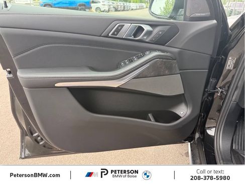 New 2026 BMW X5 xDrive50e w/ Premium Package AWD/4WD image 17