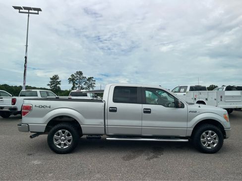 Used 2014 Ford F150 XLT w/ XLT Chrome Package AWD/4WD image 4