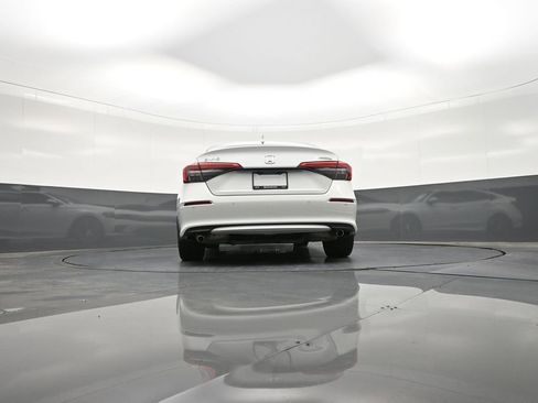 Used 2022 Honda Civic Touring image 28