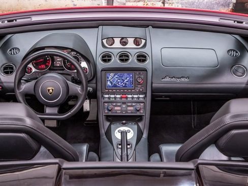 Used 2014 Lamborghini Gallardo LP 550-2 image 28