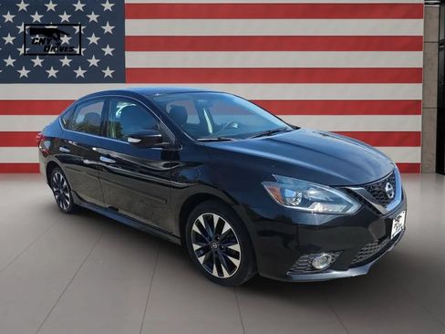 Used 2016 Nissan Sentra SR w/ SR Premium Package FWD image 3