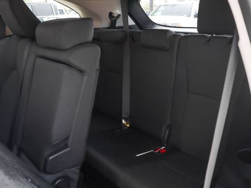 Used 2021 Toyota Highlander L FWD image 44