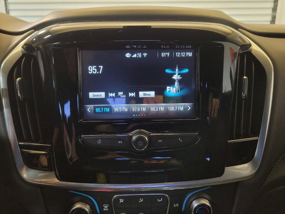 Used 2019 Chevrolet Traverse LS FWD image 25