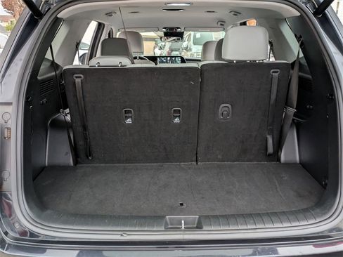 Used 2024 Hyundai Palisade SEL image 25