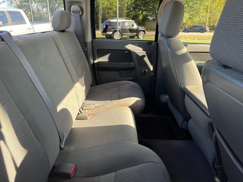Used 2006 Dodge Ram 2500 Truck SLT image 12