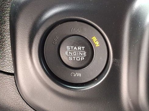 Used 2021 Jeep Wrangler Unlimited Sport AWD/4WD image 23
