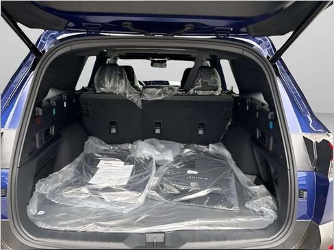 New 2026 Subaru Outback Limited AWD/4WD image 12