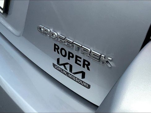 Used 2023 Subaru Crosstrek 2.5i Limited w/ Moonroof Package image 8