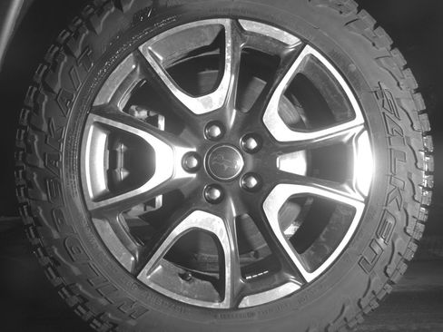 Used 2025 Jeep Compass Trailhawk image 12