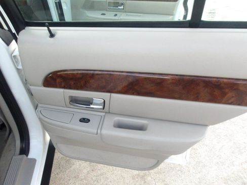 Used 2006 Mercury Grand Marquis LS image 7