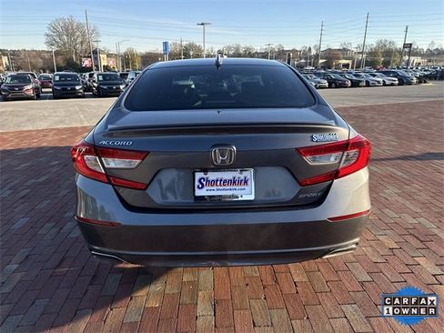 Used 2018 Honda Accord Sport image 35