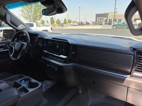 Used 2022 Chevrolet Silverado 1500 RST AWD/4WD image 30