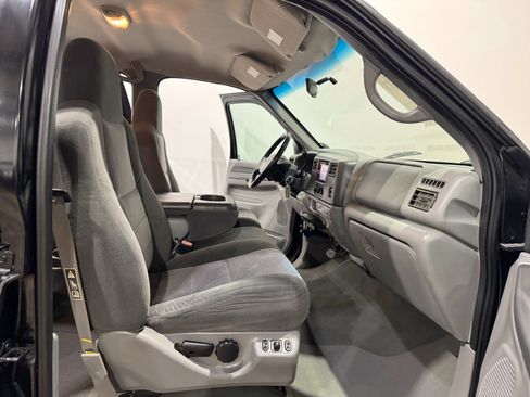 Used 2002 Ford F250 XLT image 13