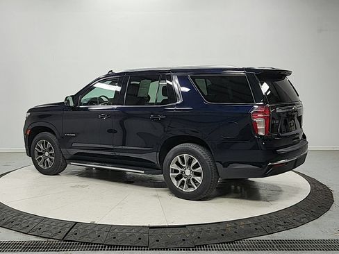 Used 2022 Chevrolet Tahoe LT w/ Luxury Package AWD/4WD image 5
