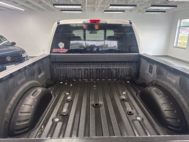 Used 2018 Ford F350 Limited AWD/4WD image 9