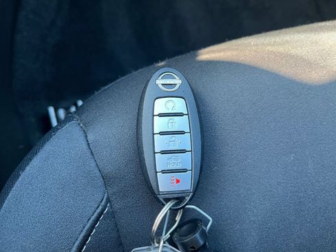 Used 2025 Nissan Altima 2.5 SV FWD image 21