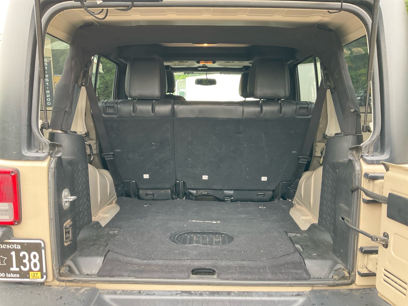 Used 2016 Jeep Wrangler Unlimited Rubicon AWD/4WD image 22