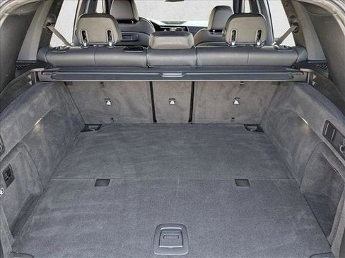 Used 2021 BMW X5 xDrive45e image 6