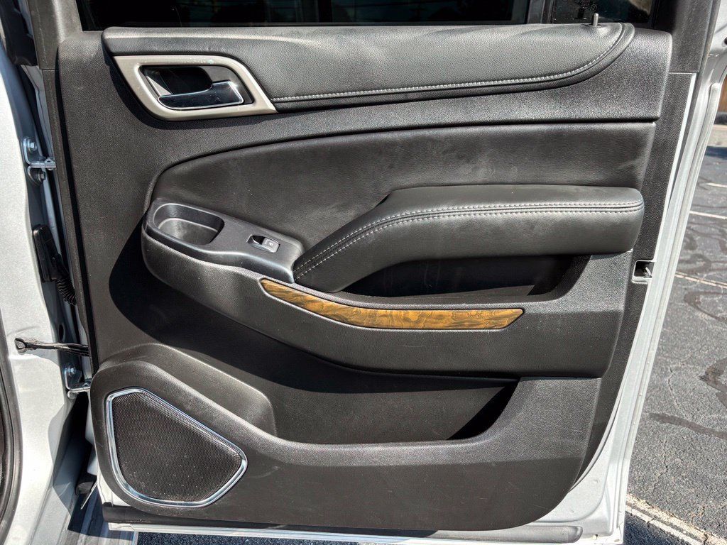 Used 2018 GMC Yukon XL Denali RWD image 24