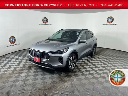 Used 2024 Ford Escape Platinum image 1