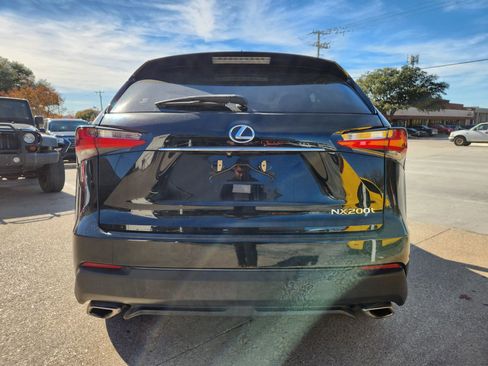 Used 2017 Lexus NX 200t FWD image 4