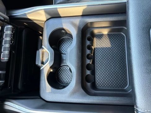 Used 2020 RAM 1500 Laramie RWD image 16
