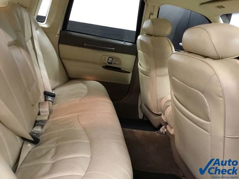 Used 1997 Lincoln Town Car Executive RWD image 31