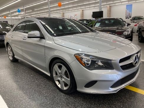 Used 2018 Mercedes-Benz CLA 250 image 2