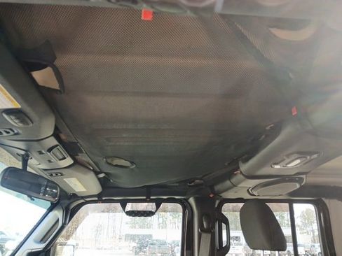 Used 2020 Jeep Gladiator Sport w/ Quick Order Package 24S image 53