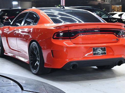 Used 2016 Dodge Charger SRT Hellcat w/ Harman/Kardon Audio Group RWD image 7