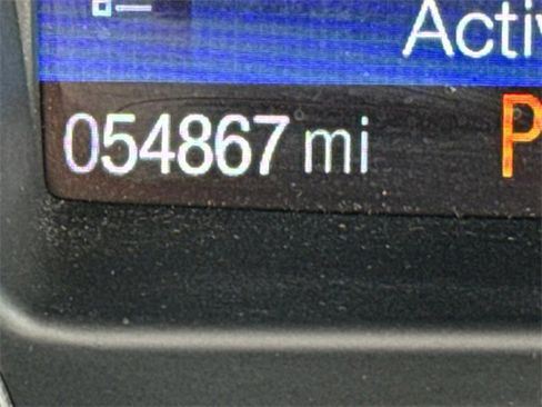 Used 2017 Ford Escape Titanium image 32