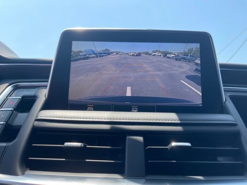 Used 2021 Chevrolet Tahoe Z71 AWD/4WD image 6