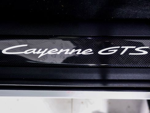 New 2026 Porsche Cayenne GTS image 25