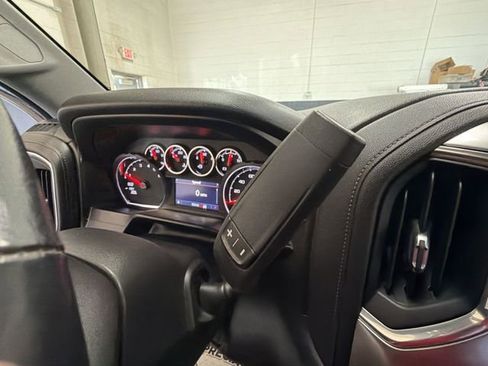 Used 2021 Chevrolet Silverado 1500 RST image 20