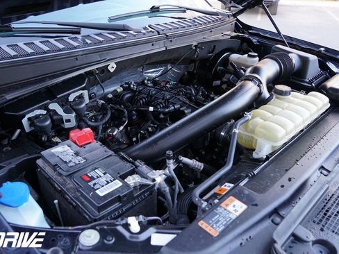 Used 2021 Ford Expedition XLT image 48